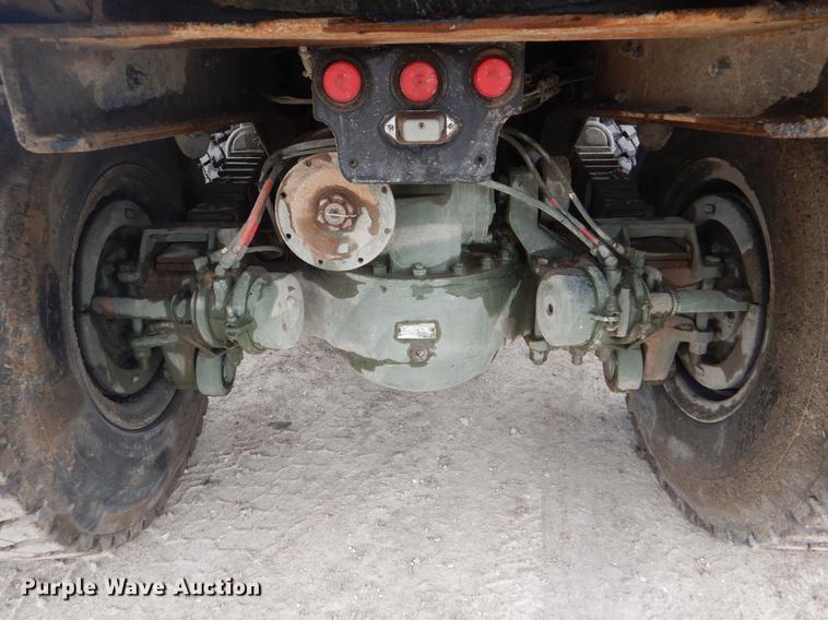 image for item DE1274 1984 Am General M931A2 dump truck