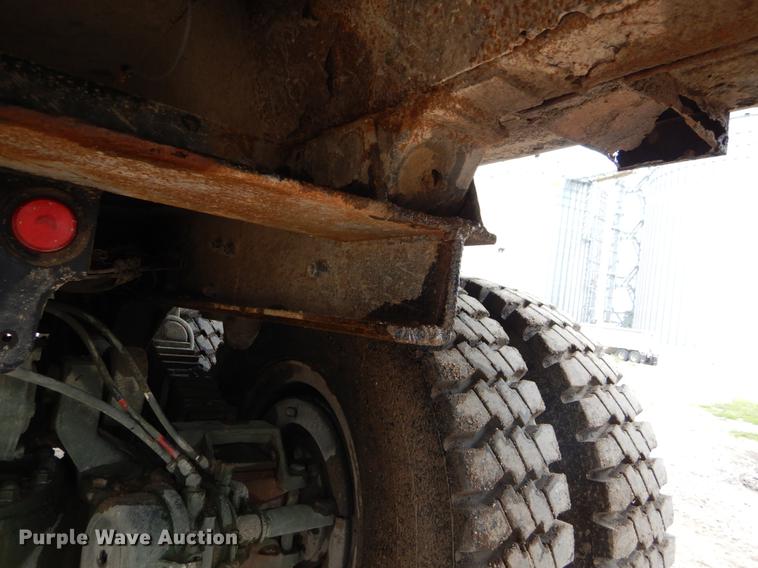 image for item DE1274 1984 Am General M931A2 dump truck