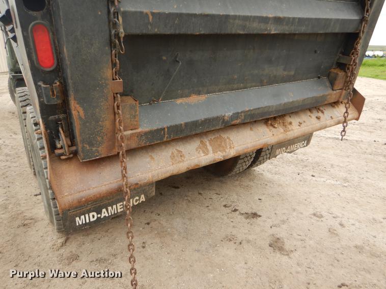 image for item DE1274 1984 Am General M931A2 dump truck