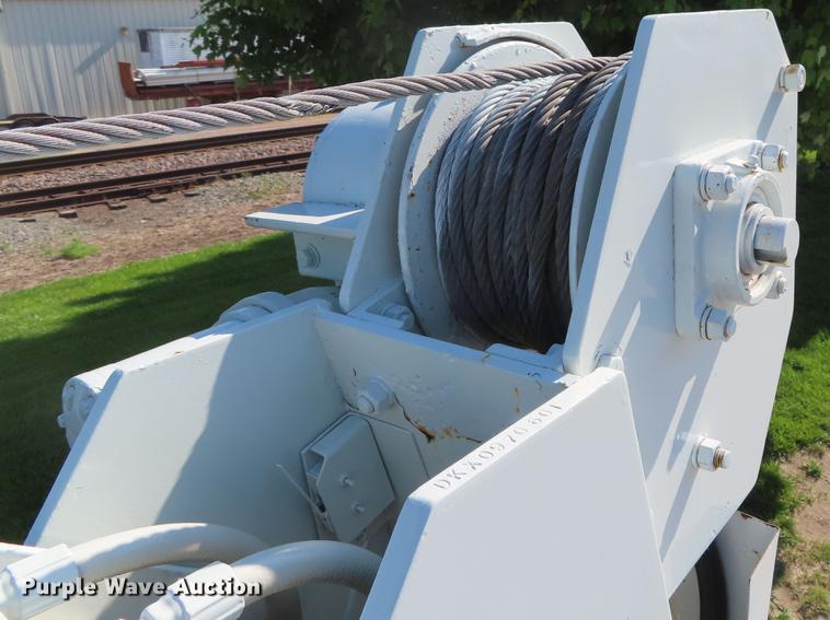 image for item DE3537 2013 International DuraStar 4300 service truck with crane