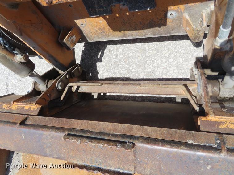 image for item DE3545 2002 Case 70XT skid steer