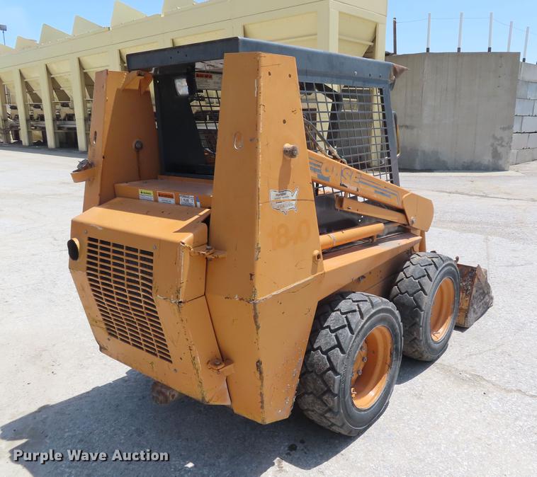 image for item DE3546 2001 Case 1840 skid steer