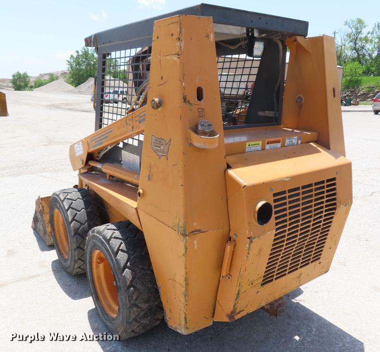 image for item DE3546 2001 Case 1840 skid steer