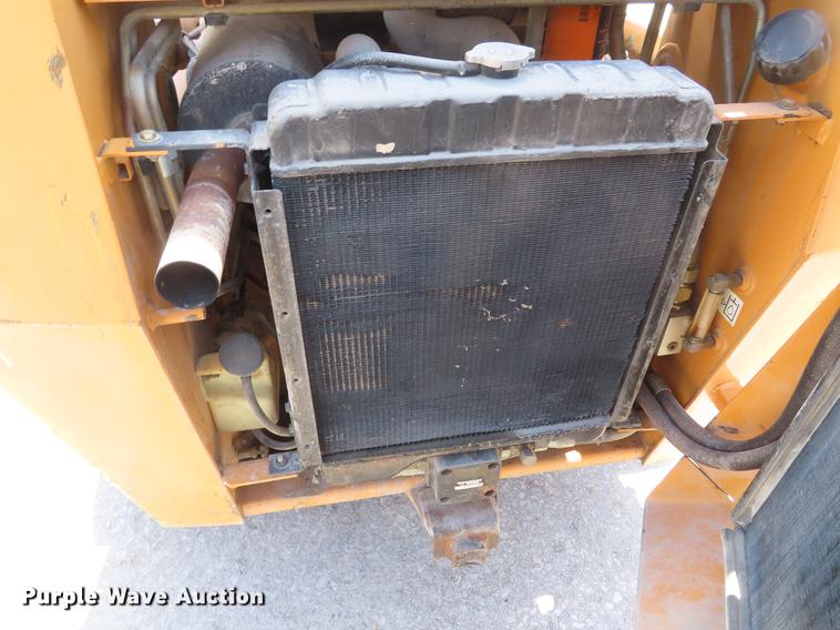 image for item DE3546 2001 Case 1840 skid steer