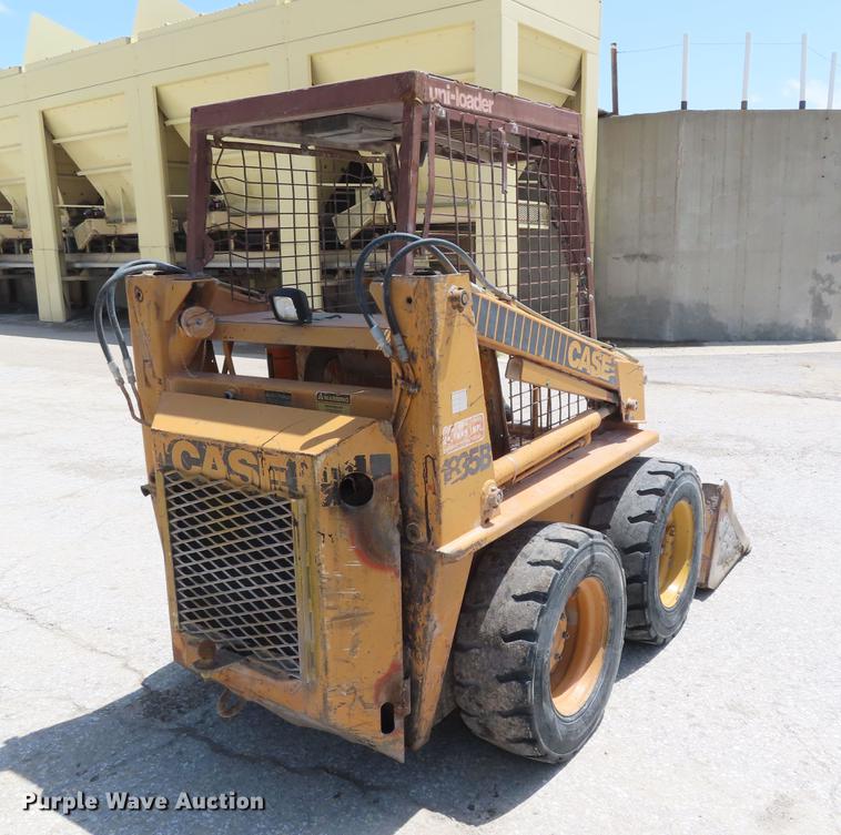 image for item DE3547 Case 1835B skid steer