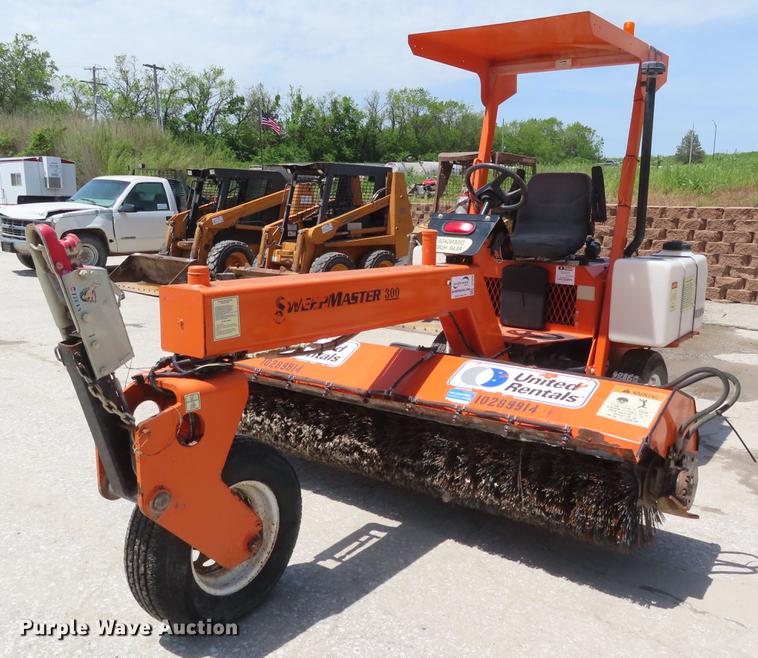 image for item DE3548 2014 Lay-mor Sweepmaster 300 broom