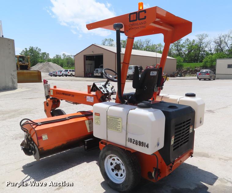 image for item DE3548 2014 Lay-mor Sweepmaster 300 broom