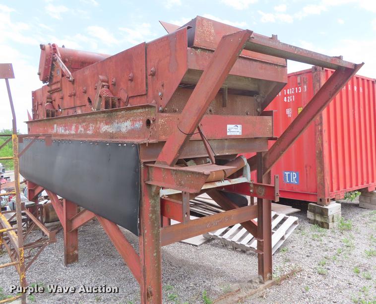 image for item DE3549 Cedarapids two deck screen