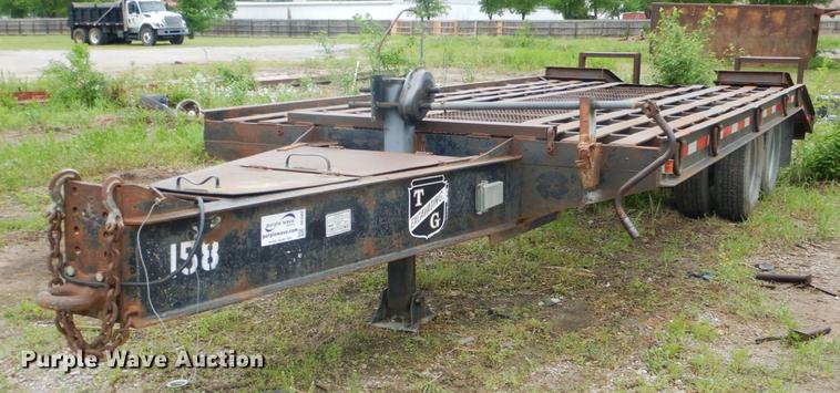 image for item DE3902 1985 Shopbuilt equipment trailer