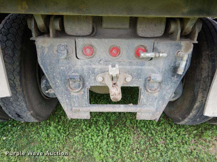 image for item DE3903 2010 International 7400 dump truck