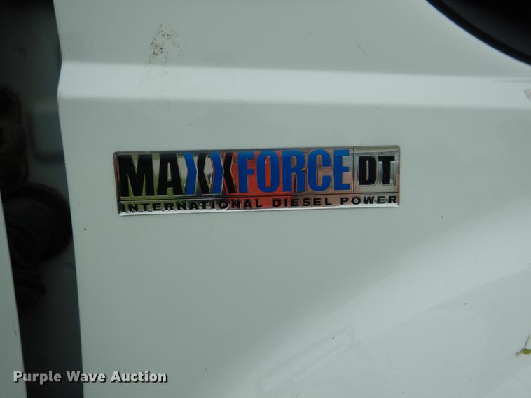 image for item DE3903 2010 International 7400 dump truck