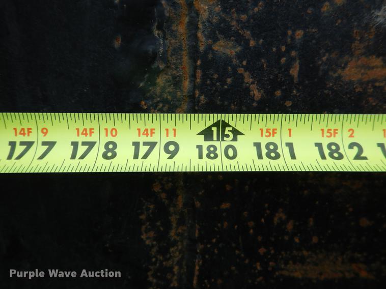 image for item DE3903 2010 International 7400 dump truck