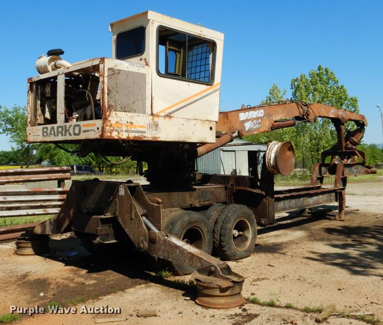 image for item DE3919 1996 Barko 160TRK log loader