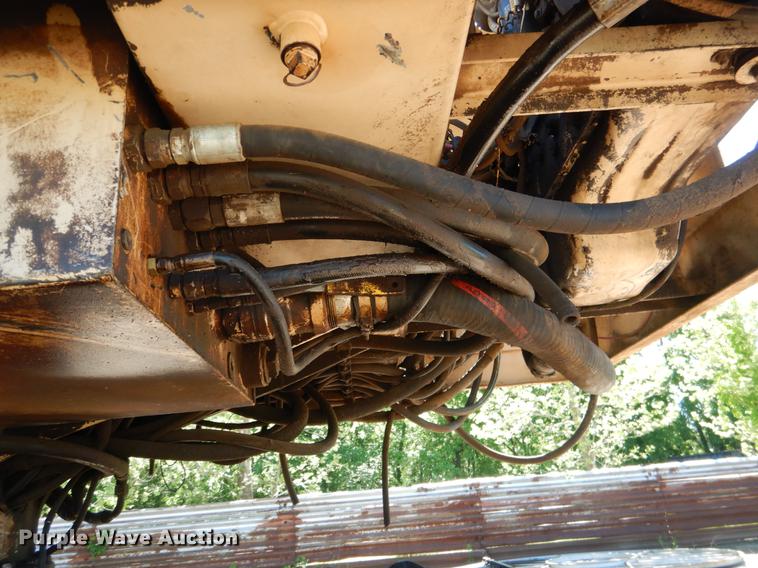 image for item DE3919 1996 Barko 160TRK log loader