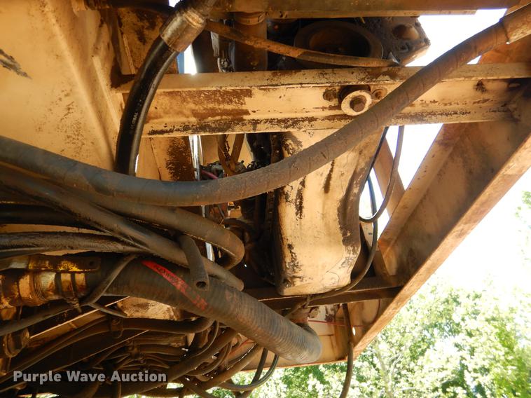 image for item DE3919 1996 Barko 160TRK log loader