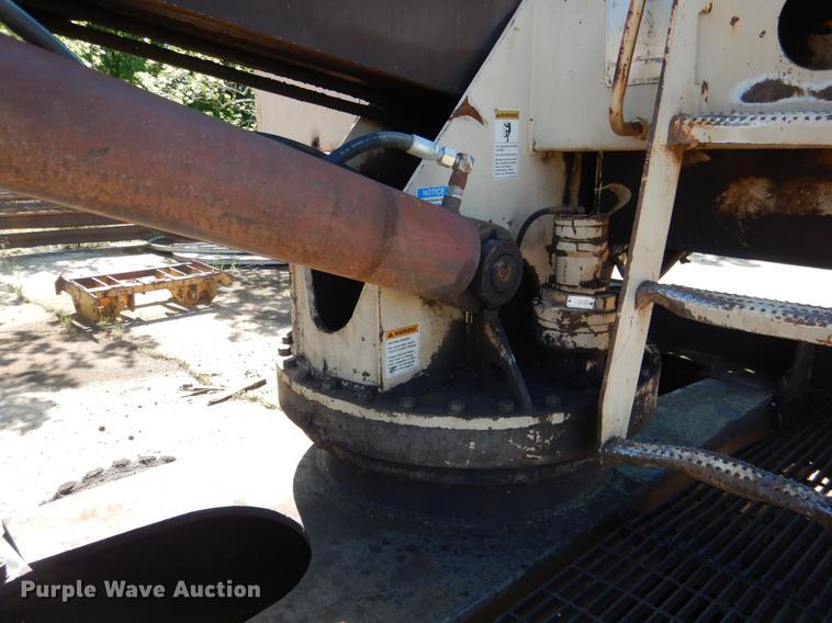 image for item DE3919 1996 Barko 160TRK log loader