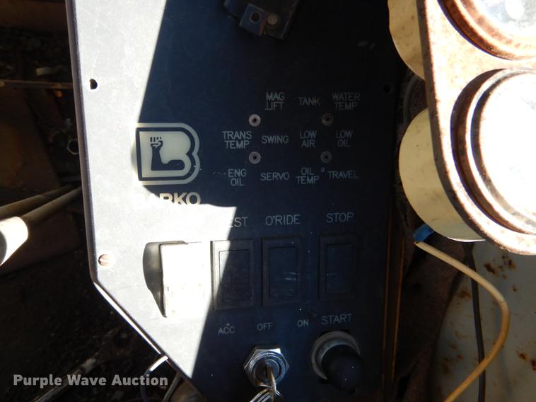 image for item DE3919 1996 Barko 160TRK log loader