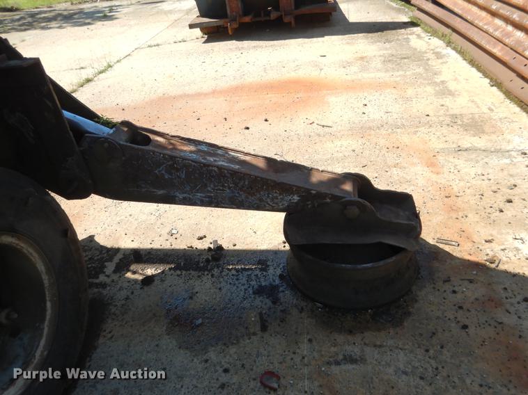 image for item DE3919 1996 Barko 160TRK log loader