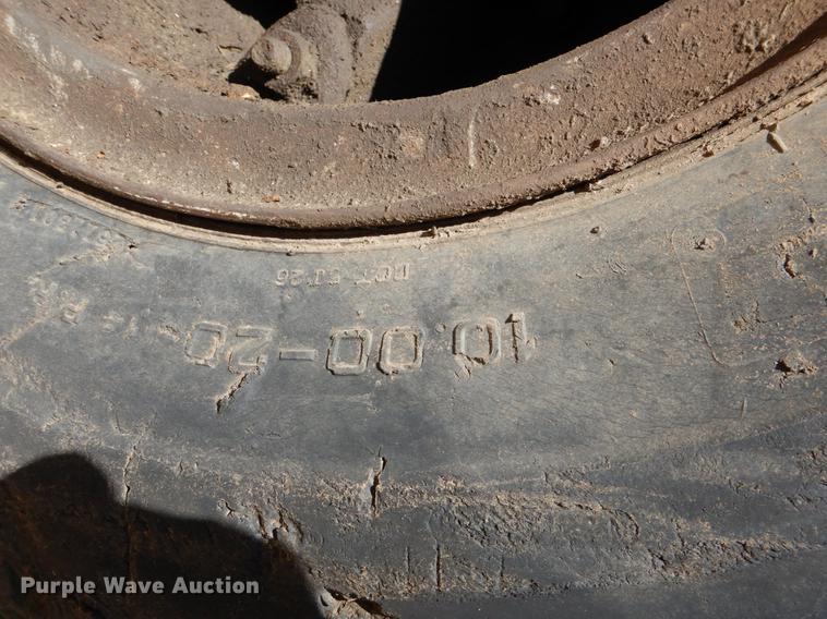 image for item DE3919 1996 Barko 160TRK log loader