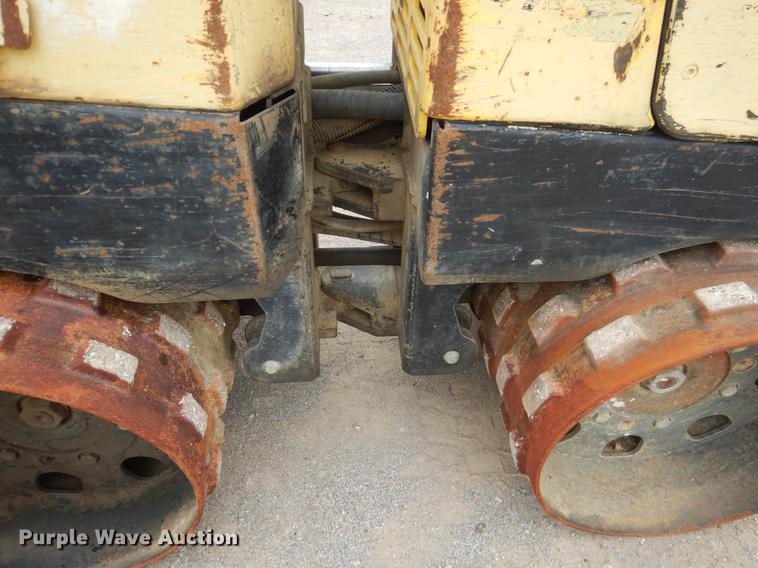 image for item DE3949 2006 Wacker trench compactor