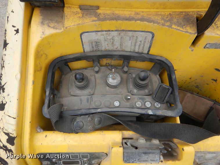 image for item DE3949 2006 Wacker trench compactor