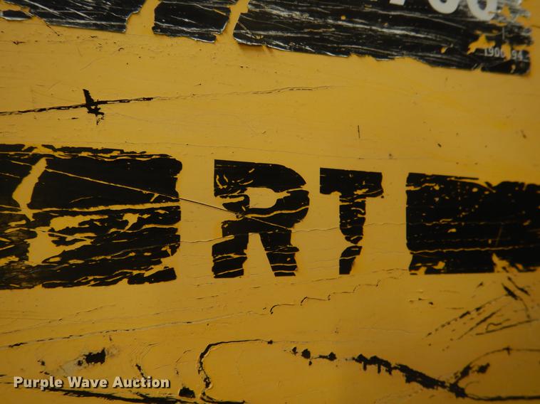 image for item DE3949 2006 Wacker trench compactor