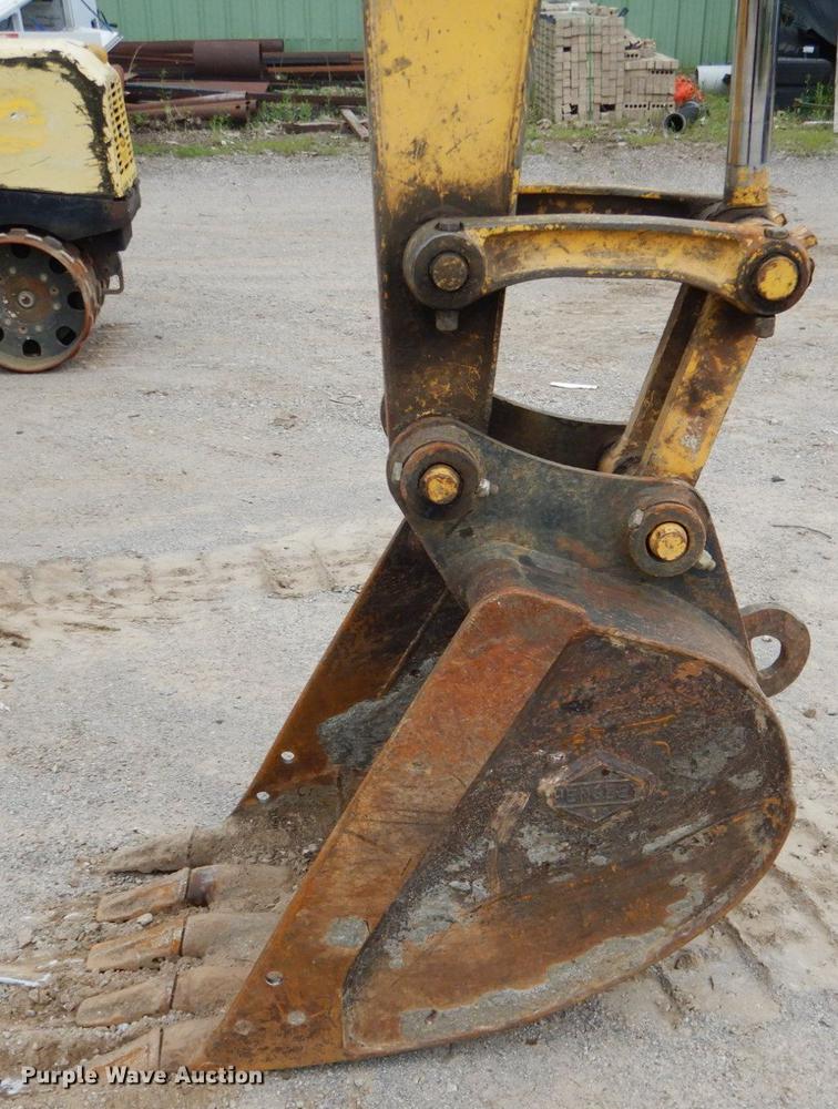 image for item DE3953 2008 Komatsu PC78MR-6 mini excavator