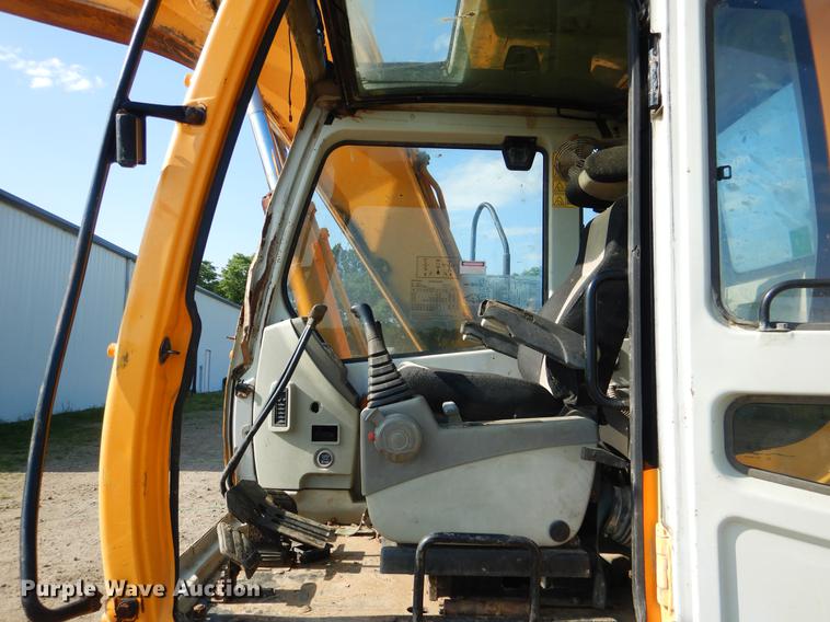 image for item DE3978 2006 Hyundai 140LC-7 excavator