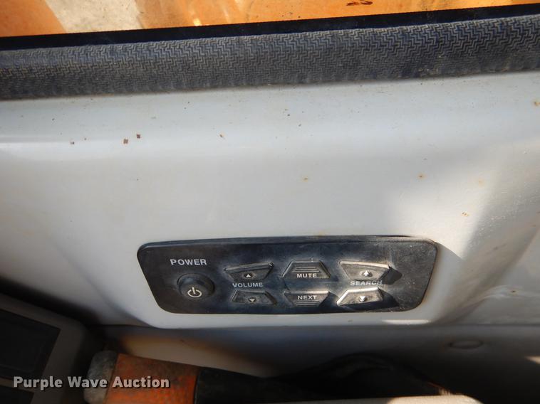image for item DE3978 2006 Hyundai 140LC-7 excavator