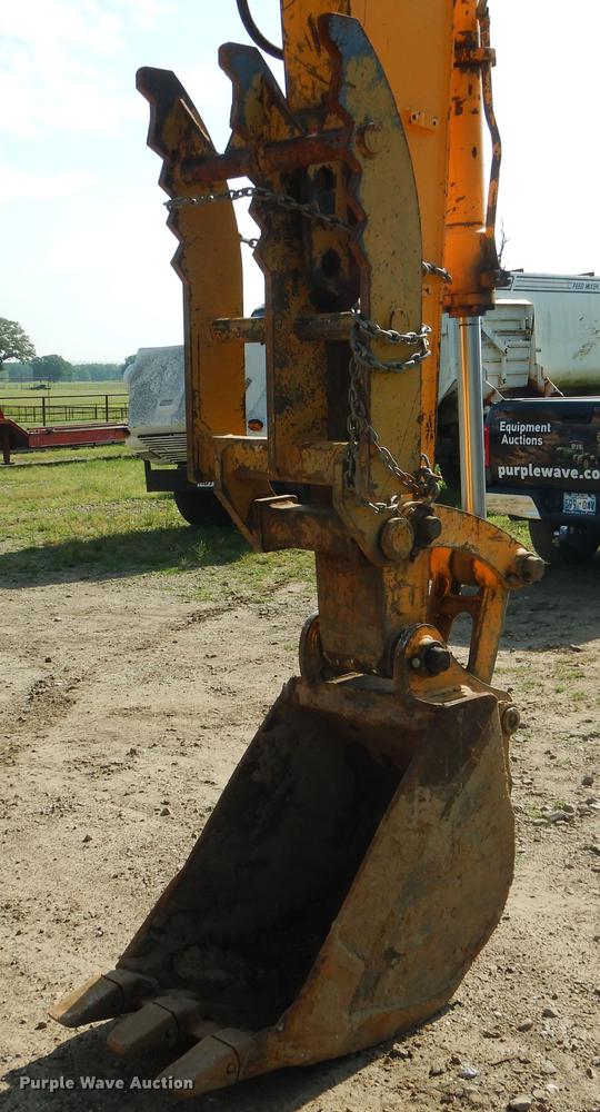 image for item DE3978 2006 Hyundai 140LC-7 excavator