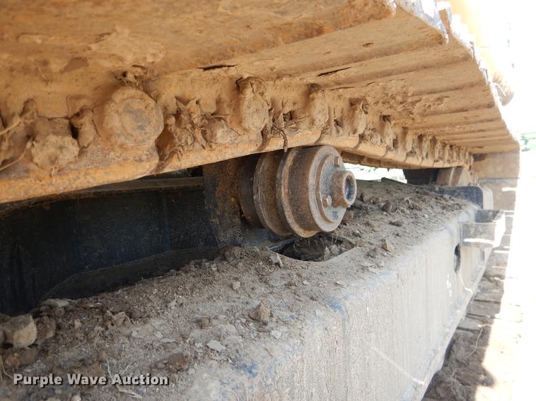 image for item DE3978 2006 Hyundai 140LC-7 excavator