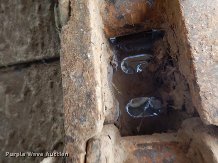 image for item DE3978 2006 Hyundai 140LC-7 excavator