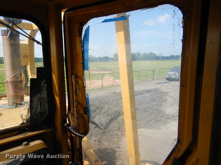 image for item DE3979 1999 Caterpillar D8R dozer