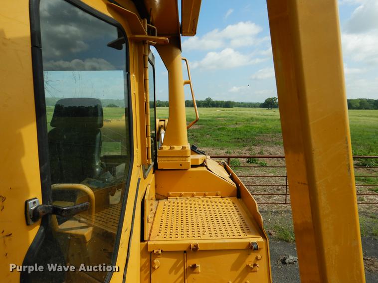 image for item DE3979 1999 Caterpillar D8R dozer