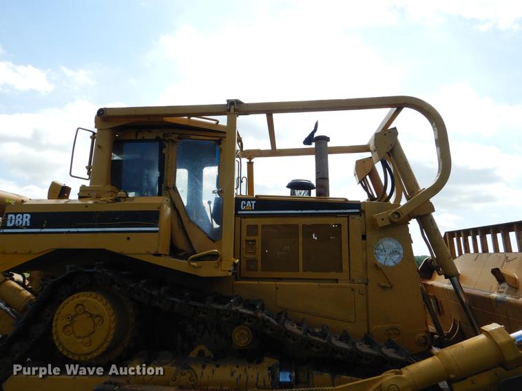 image for item DE3979 1999 Caterpillar D8R dozer
