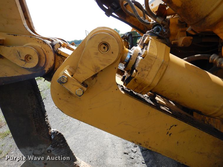 image for item DE3979 1999 Caterpillar D8R dozer