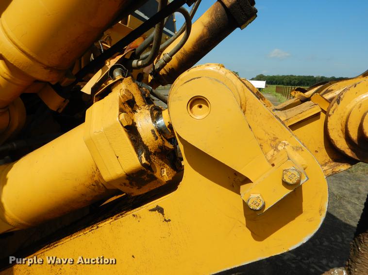 image for item DE3979 1999 Caterpillar D8R dozer