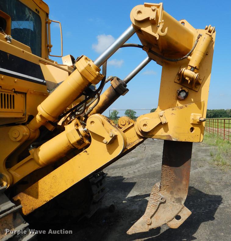image for item DE3979 1999 Caterpillar D8R dozer