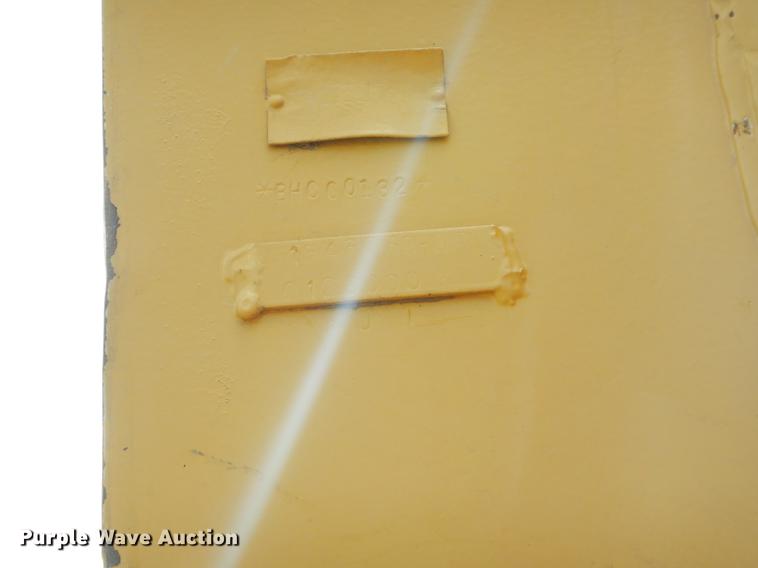 image for item DE3979 1999 Caterpillar D8R dozer