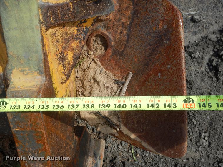 image for item DE3979 1999 Caterpillar D8R dozer