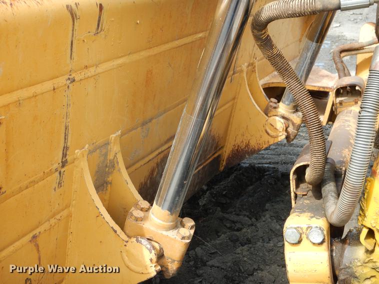 image for item DE3979 1999 Caterpillar D8R dozer