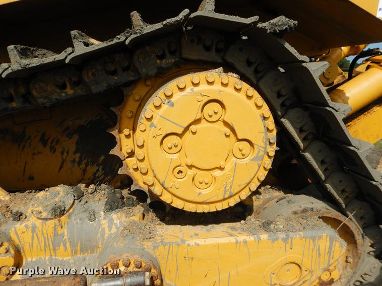 image for item DE3979 1999 Caterpillar D8R dozer