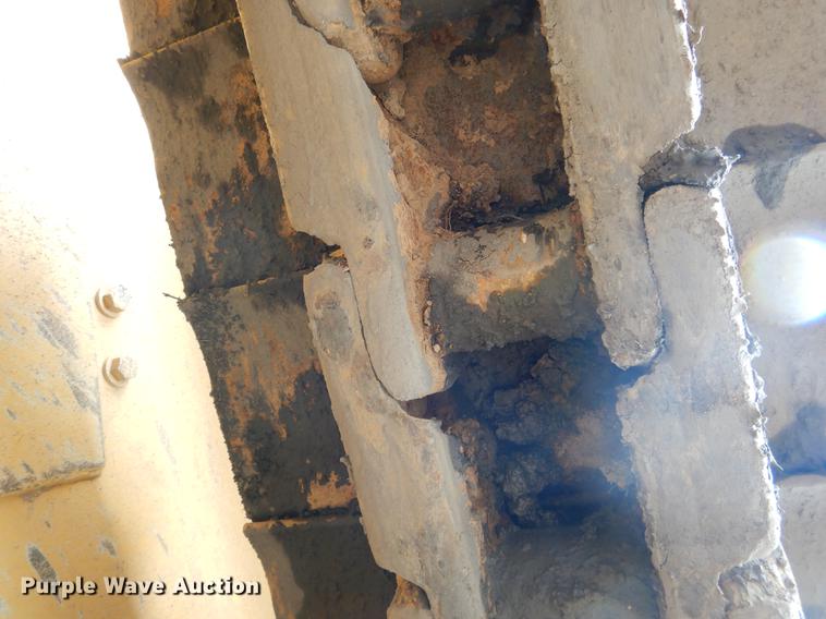 image for item DE3979 1999 Caterpillar D8R dozer