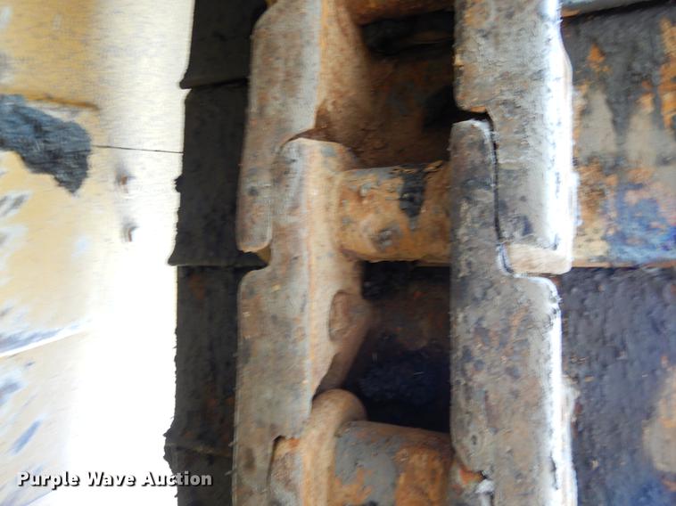 image for item DE3979 1999 Caterpillar D8R dozer