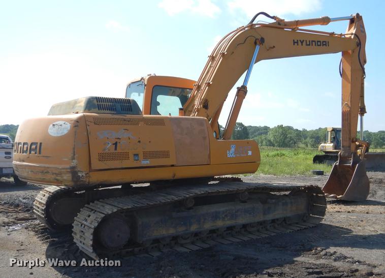 image for item DE3980 1998 Hyundai 210LC excavator