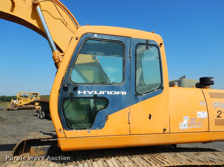 image for item DE3980 1998 Hyundai 210LC excavator