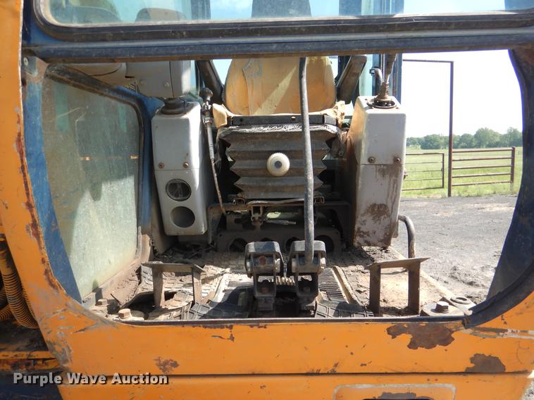 image for item DE3980 1998 Hyundai 210LC excavator