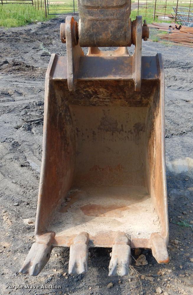 image for item DE3980 1998 Hyundai 210LC excavator