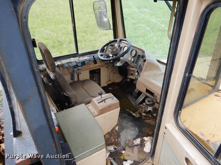 image for item DE3984 Caterpillar D250E articulated haul truck