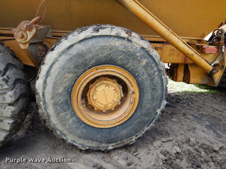 image for item DE3984 Caterpillar D250E articulated haul truck